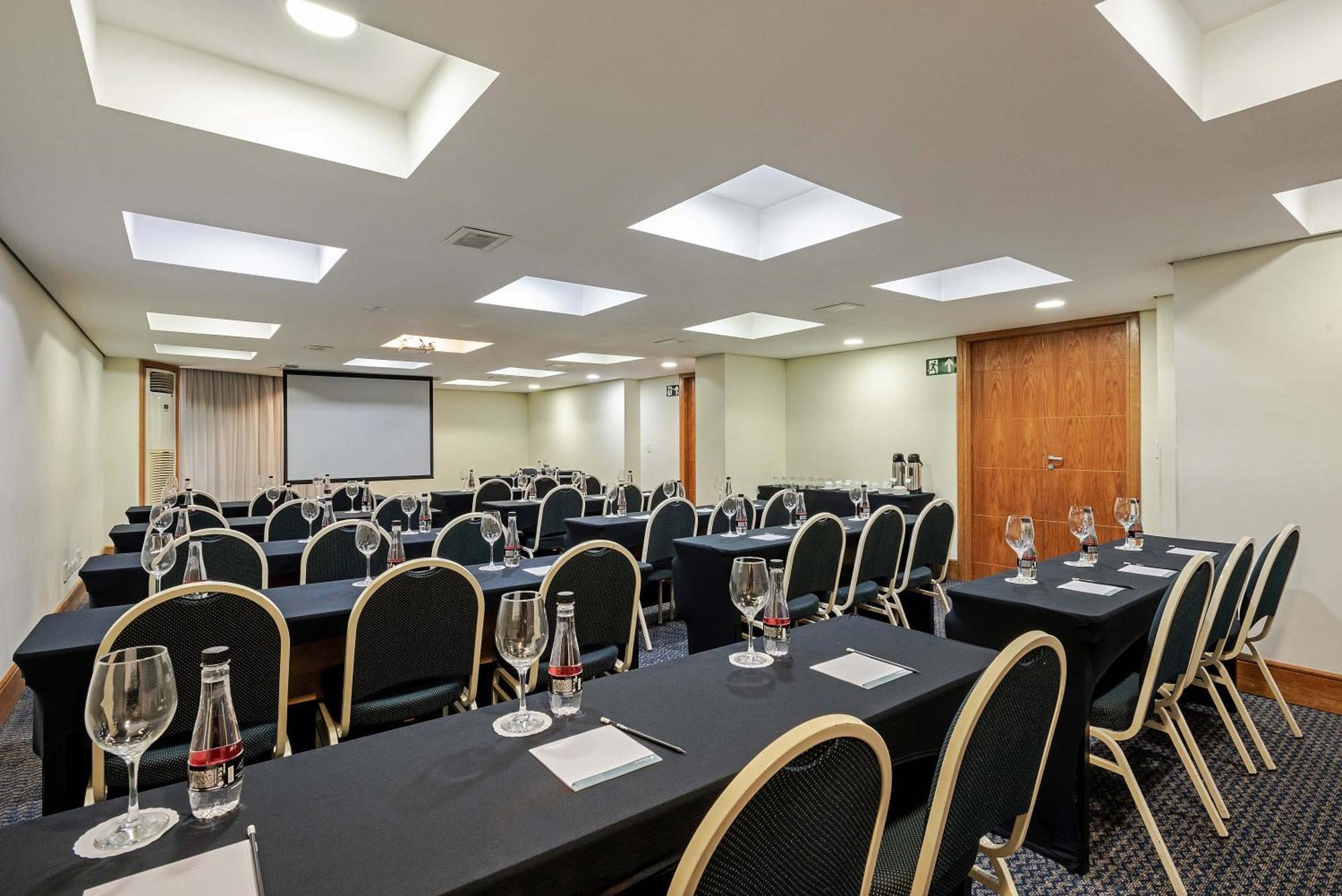 Slaviero Curitiba Batel Hotel ภายนอก รูปภาพ