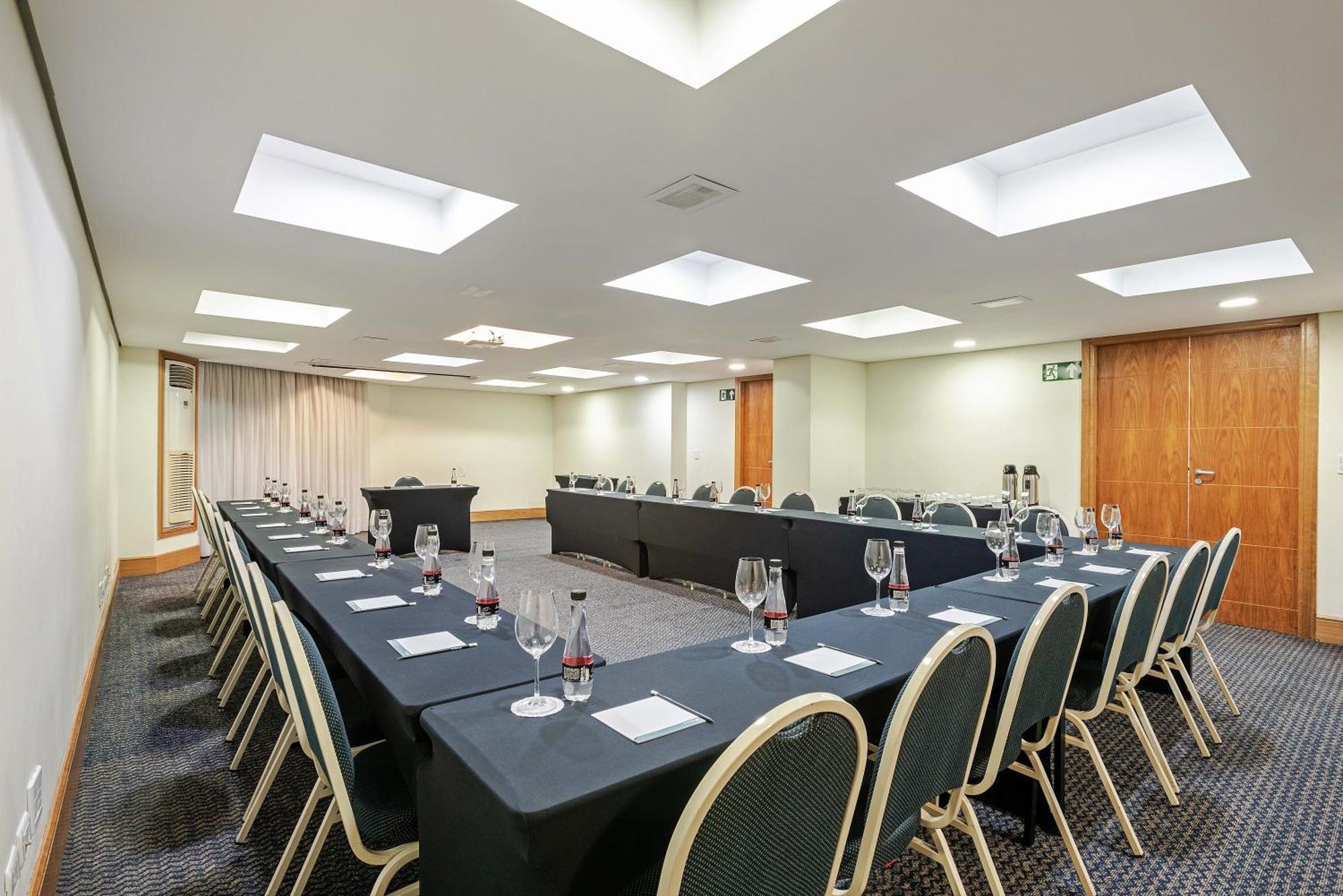 Slaviero Curitiba Batel Hotel ภายนอก รูปภาพ