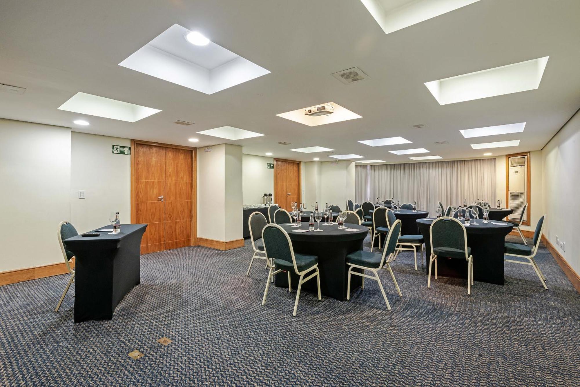 Slaviero Curitiba Batel Hotel ภายนอก รูปภาพ